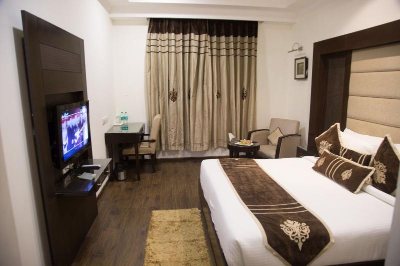 Bluemont Beacon Hotel New Delhi Ґурґаон Екстер'єр фото