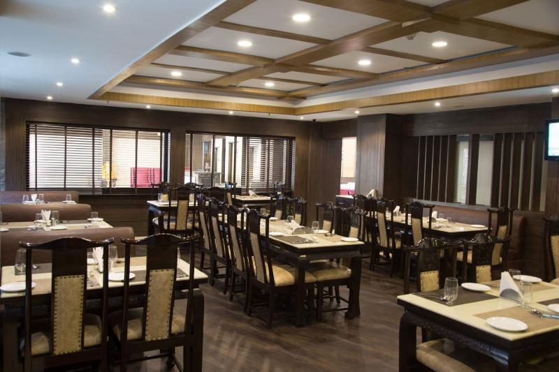 Bluemont Beacon Hotel New Delhi Ґурґаон Екстер'єр фото
