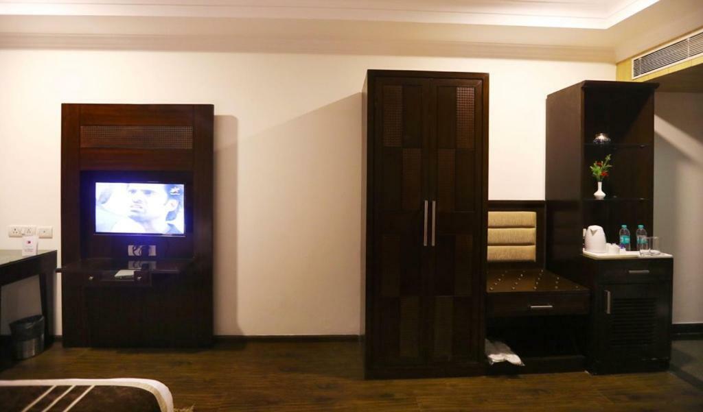 Bluemont Beacon Hotel New Delhi Ґурґаон Екстер'єр фото