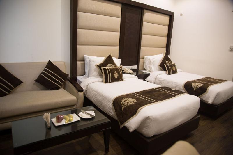 Bluemont Beacon Hotel New Delhi Ґурґаон Екстер'єр фото